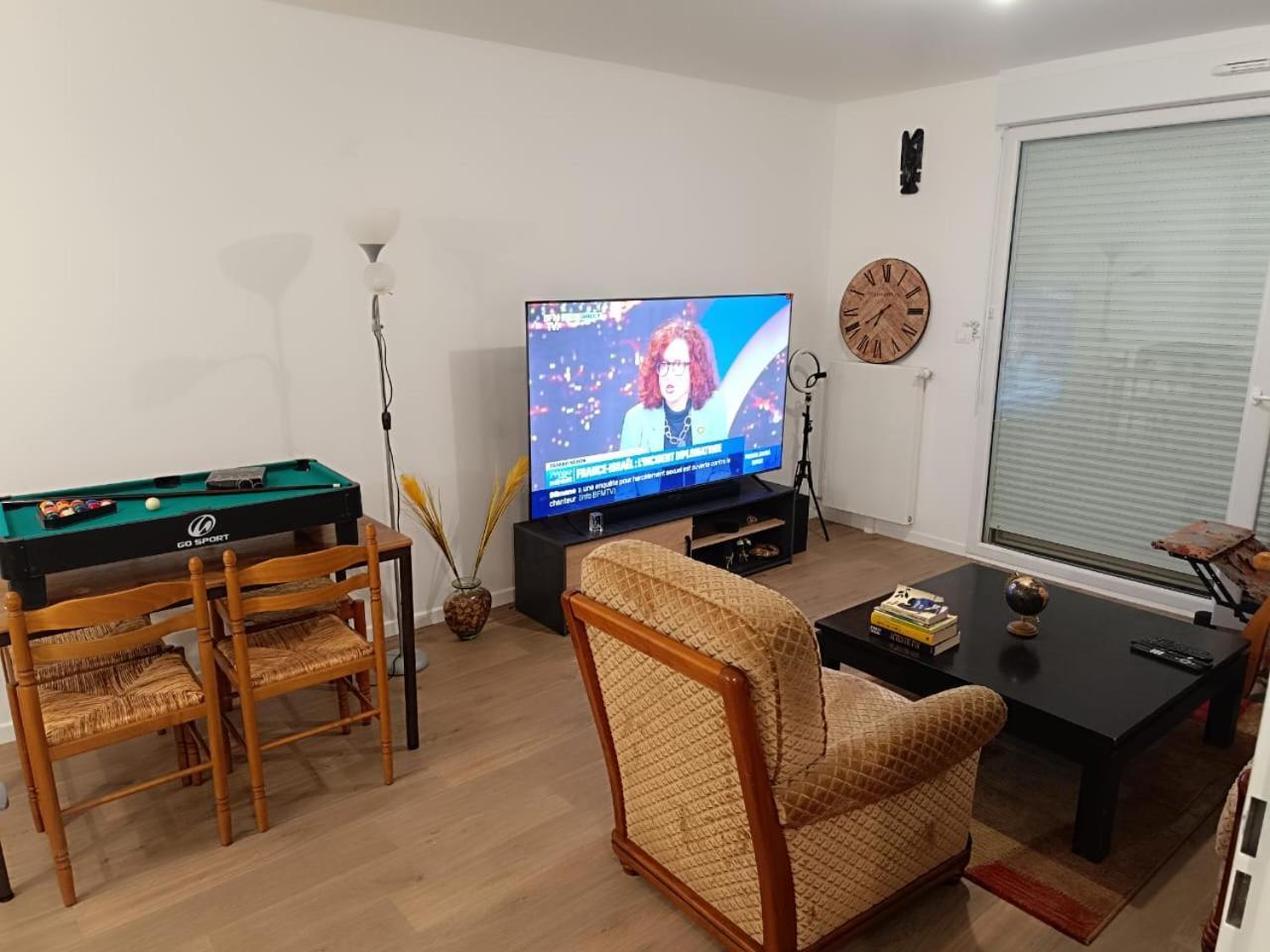 Bel Appartement Disponible Conflans-Sainte-Honorine Exterior photo